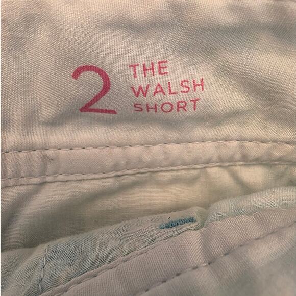 Lilly Pulitzer Women's The Walsh Short SZ 2 Preppy Vacation Colorful - Picture 3 of 6